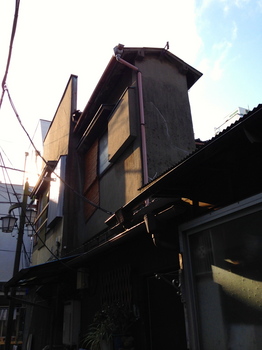 立石遊郭 おかしな家